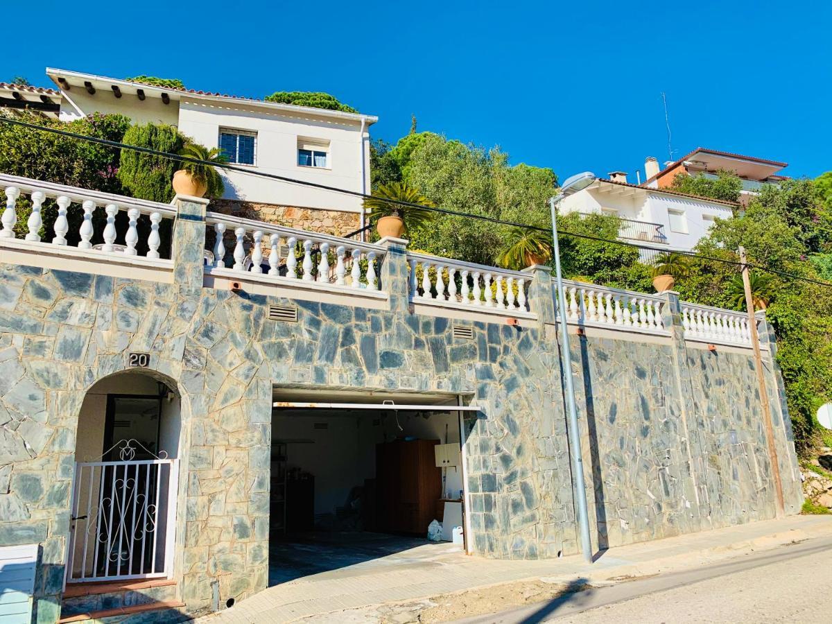 Mediterranean Villa Investingspain Sea View And Pool Lloret de Mar Bagian luar foto