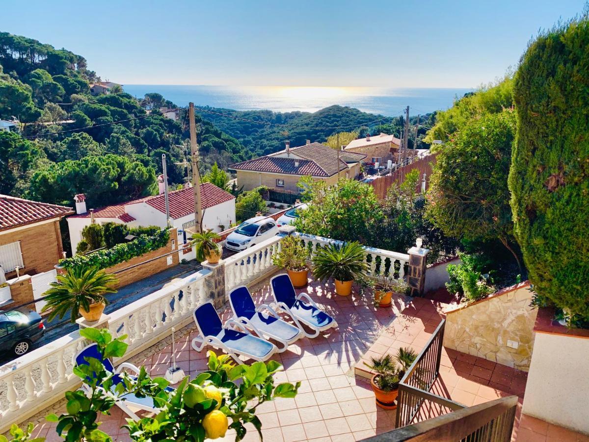 Mediterranean Villa Investingspain Sea View And Pool Lloret de Mar Bagian luar foto